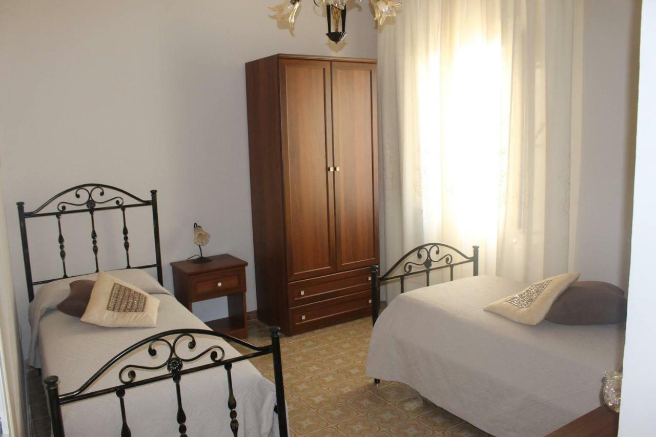 サンブーカ・ディ・シチーリア Le Stanze Dell'Emiro Bed & Breakfast エクステリア 写真